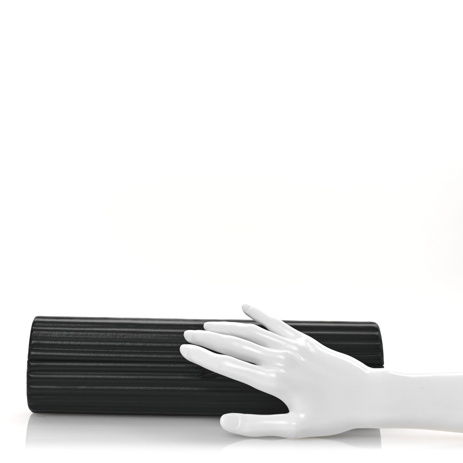 Calfskin Opyum Clutch Black