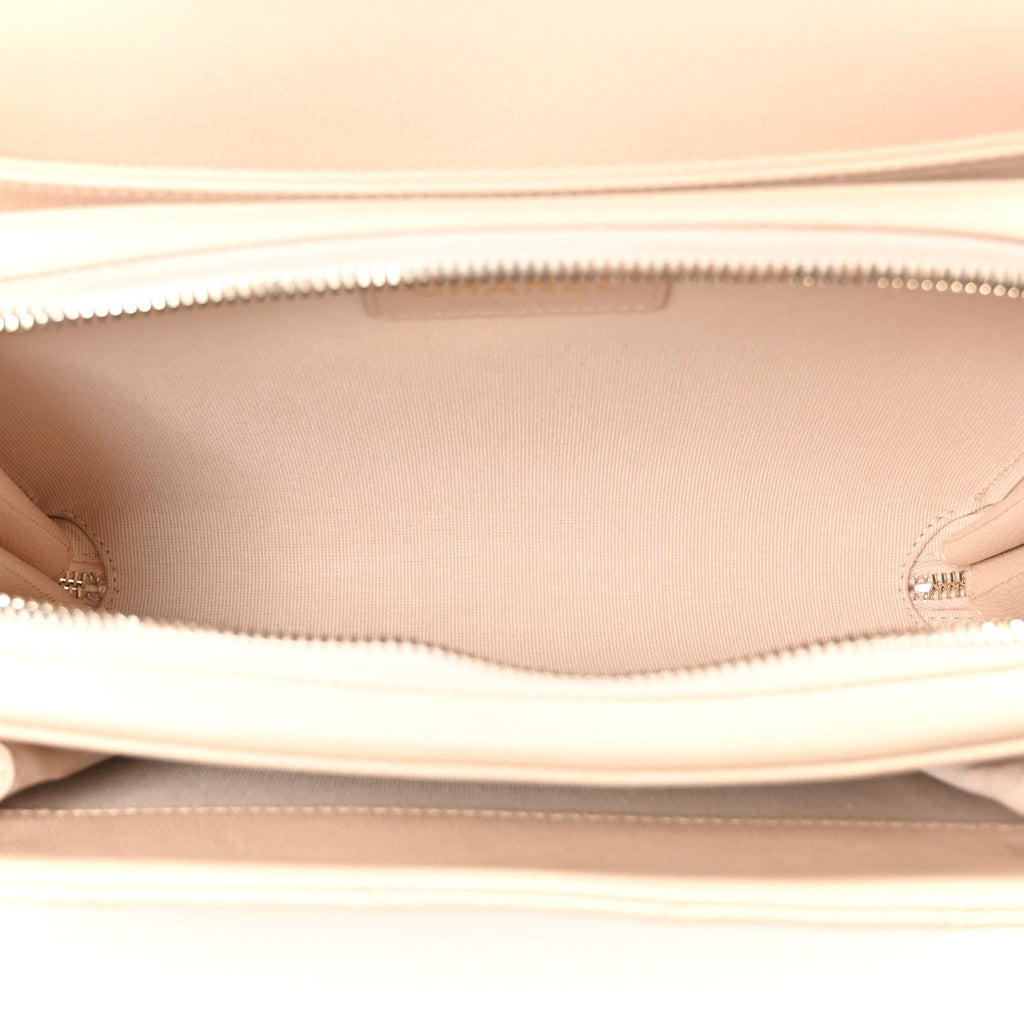 Caviar Quilted Large Like A Wallet Flap Light Beige