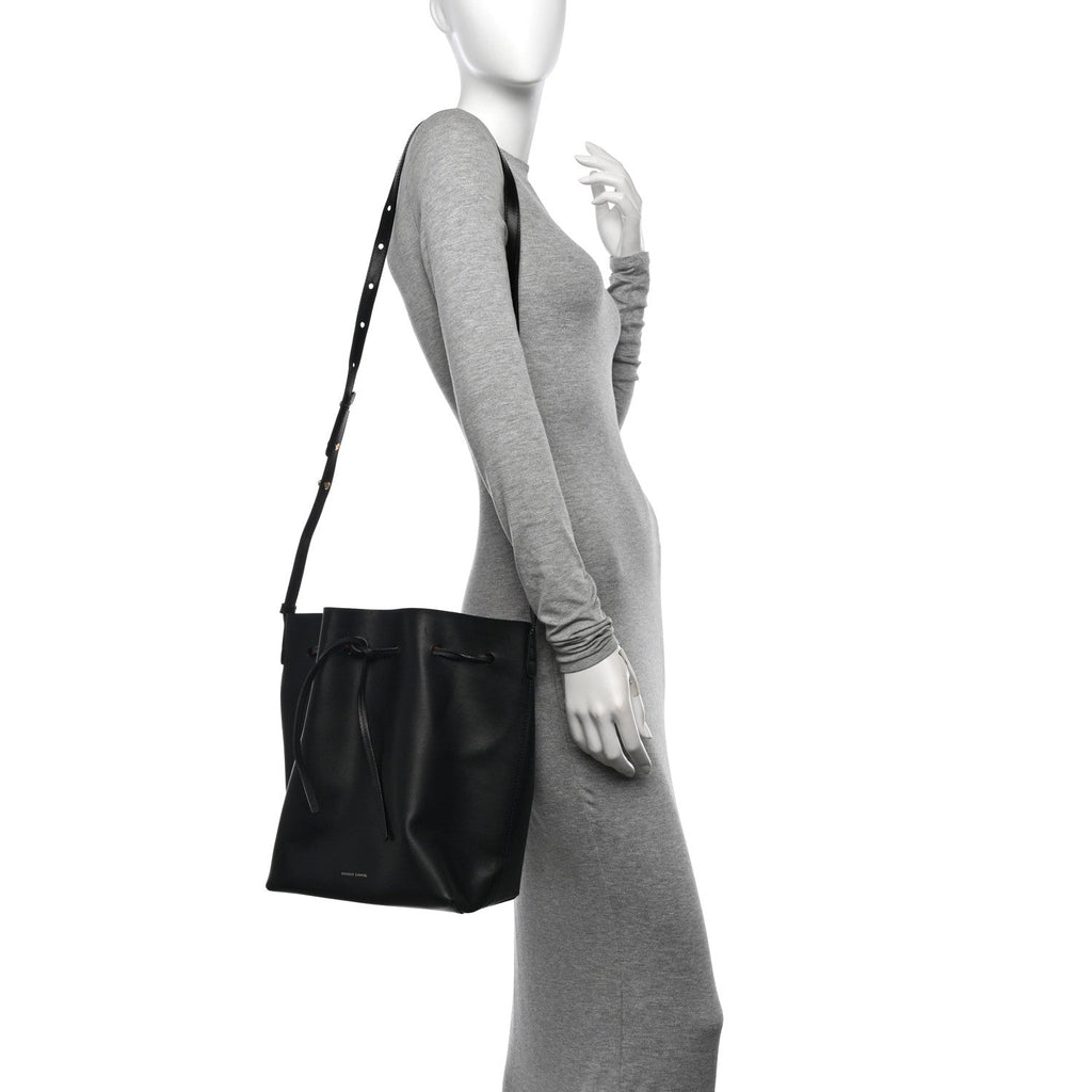 Vegetable Tanned Calfskin Bucket Bag Black Flamma