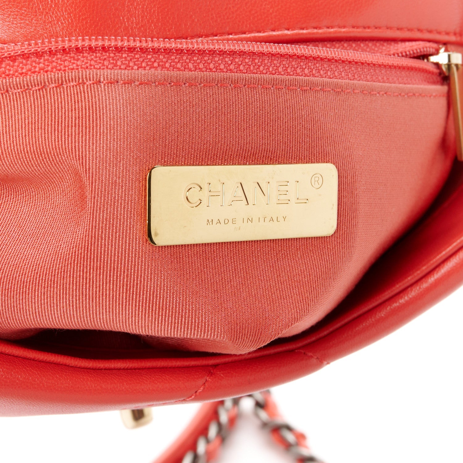 Lambskin Quilted Medium Chanel 19 Flap Red