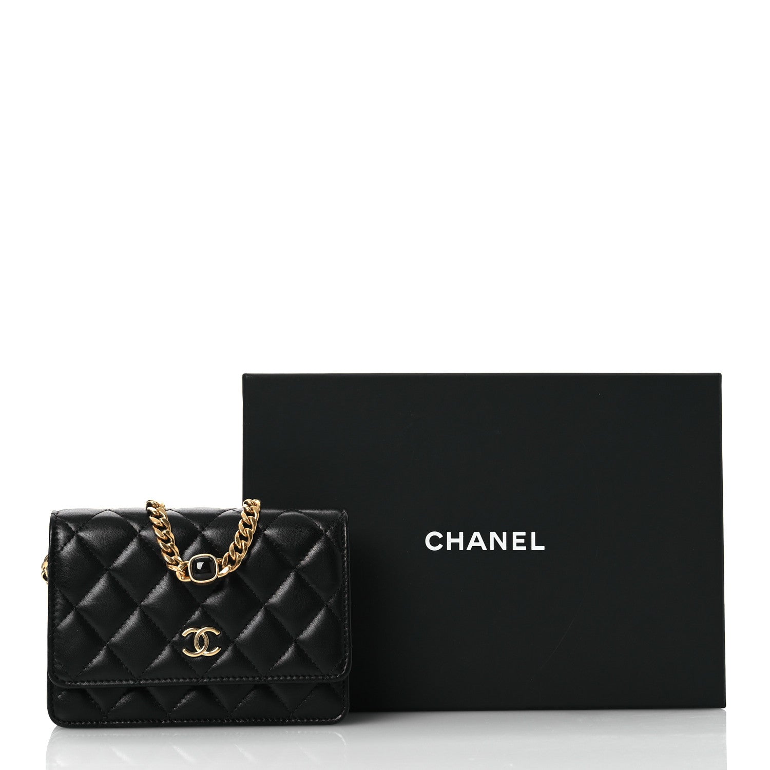 Lambskin Quilted CC Pearl Enamel Clutch on Chain WOC Black