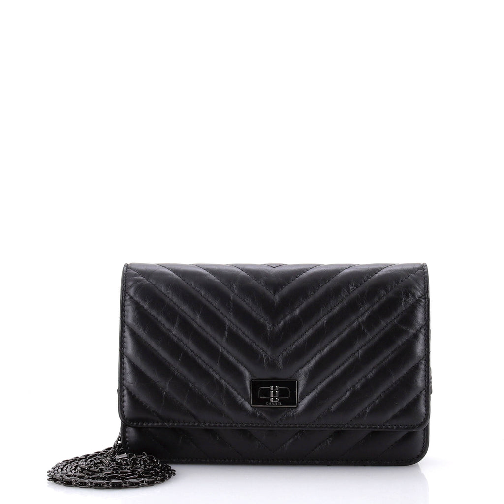 So Black Reissue 2.55 Wallet on Chain Chevron Sheepskin