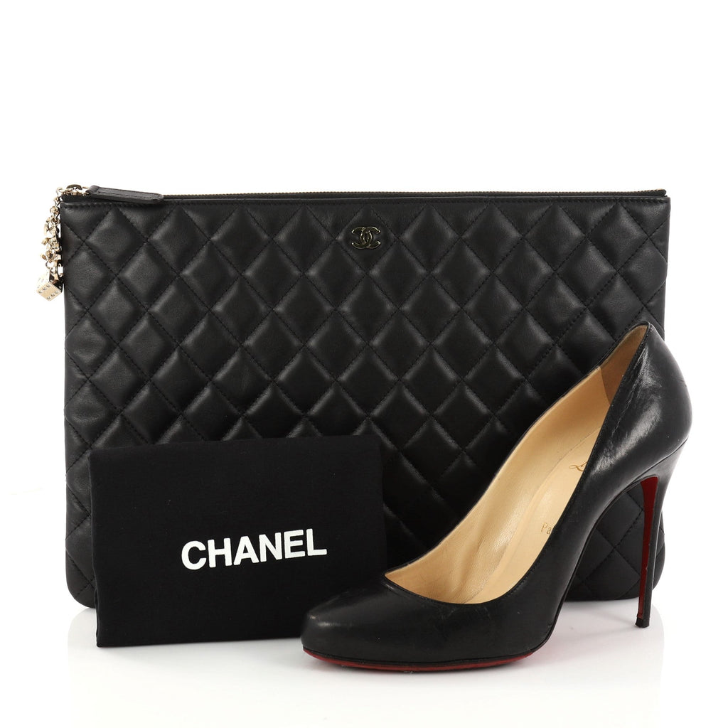 CC Casino O Case Clutch Quilted Lambskin Large