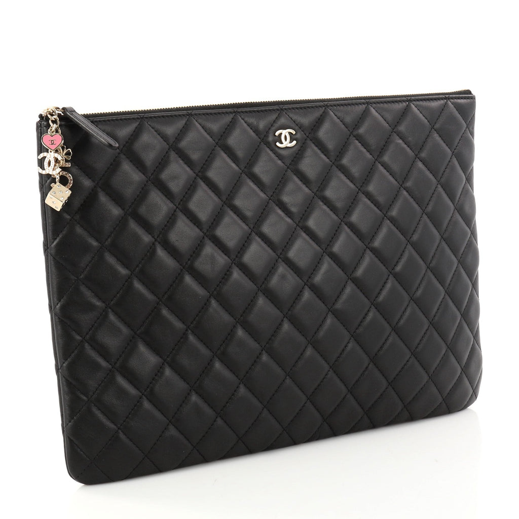 CC Casino O Case Clutch Quilted Lambskin Large