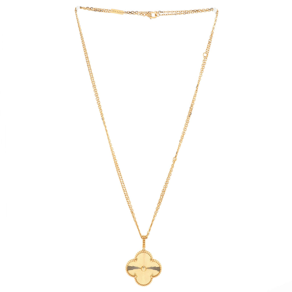Magic Alhambra Pendant Necklace Guilloche 18K Yellow Gold
