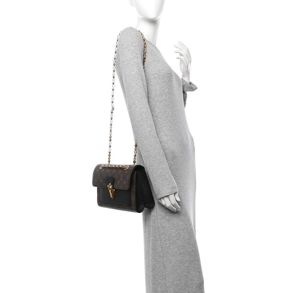 Monogram Victoire  Black