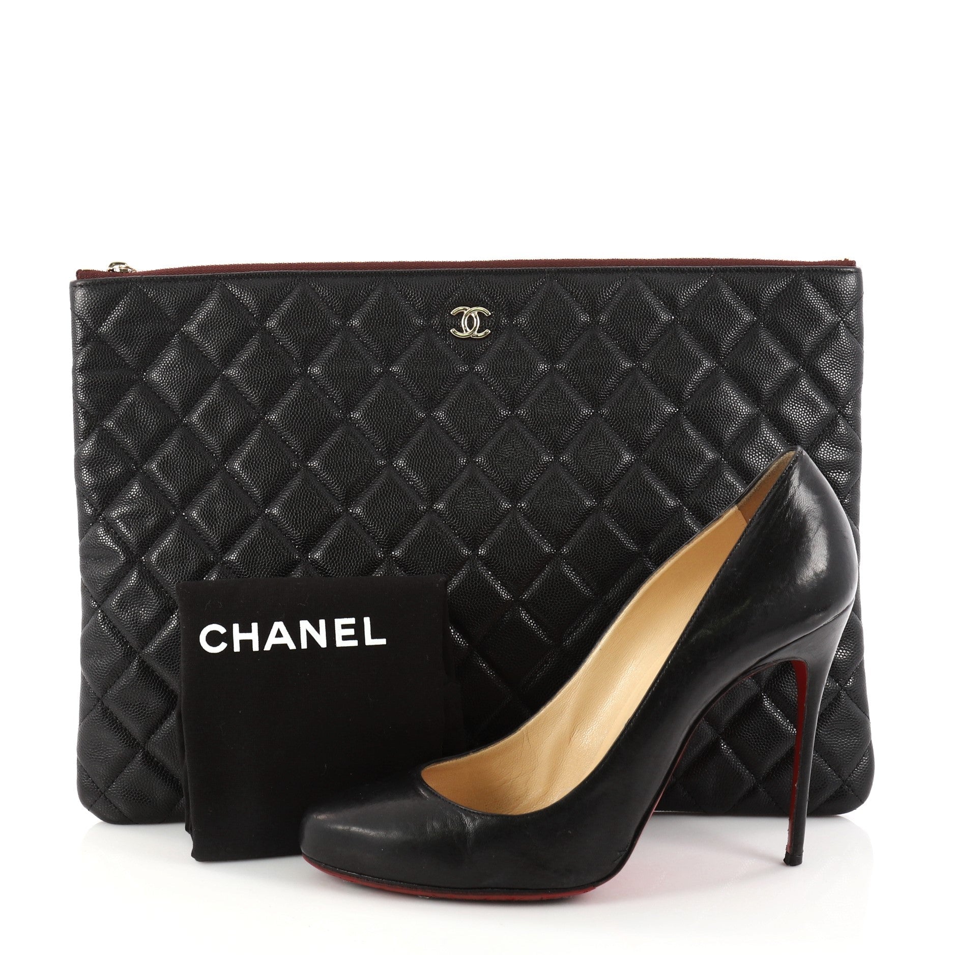 O Case Clutch Quilted Caviar Large