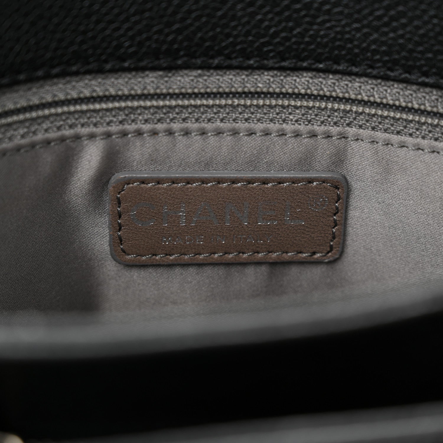 Caviar 31 CC Shoulder Bag Black