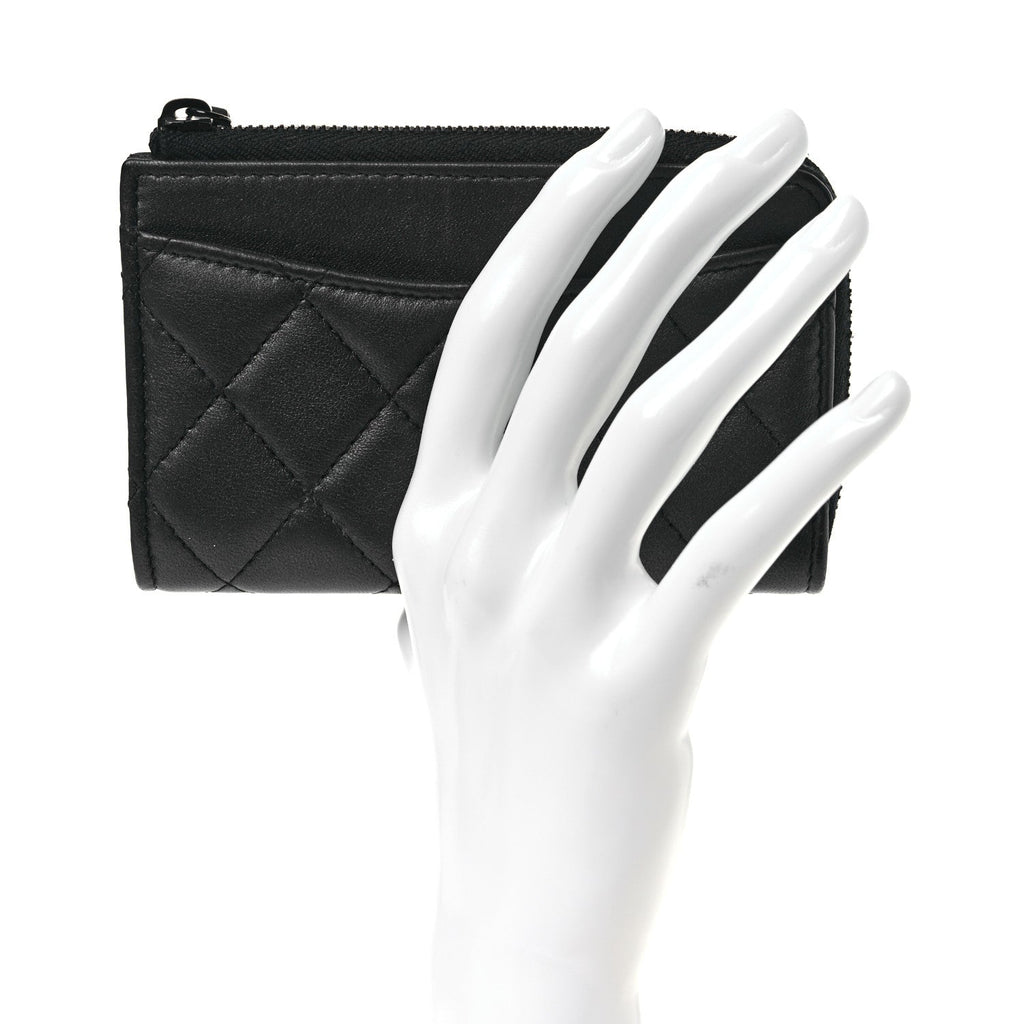 Pearly Lambskin Quilted Zip  Holder So Black