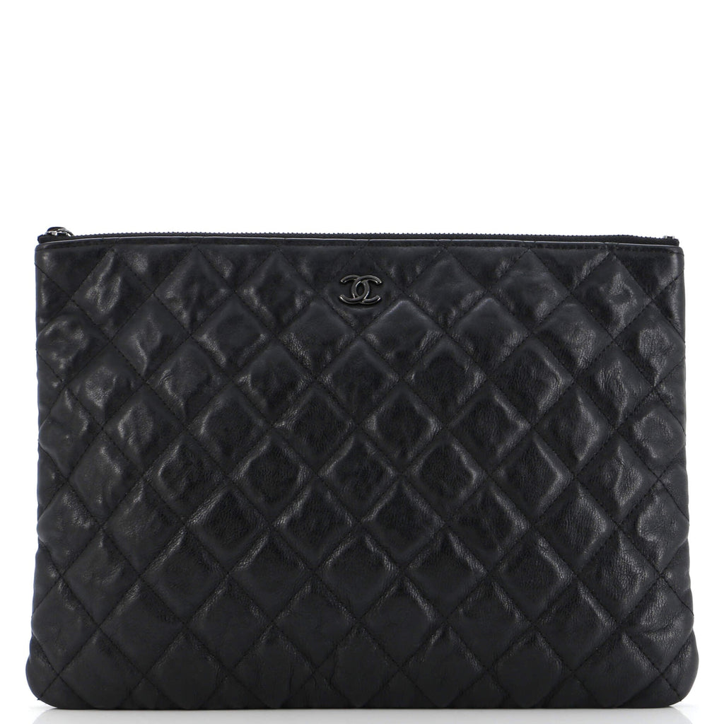 O Case Clutch Quilted Crumpled Calfskin Medium