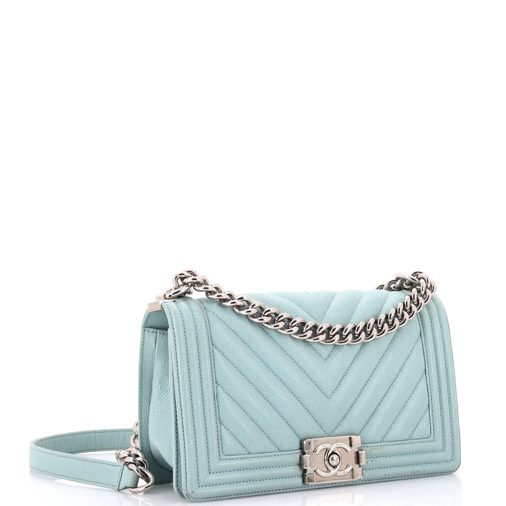 Boy Flap Bag Chevron Caviar New Medium
