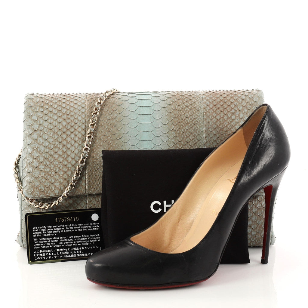 Clutch with Chain Python