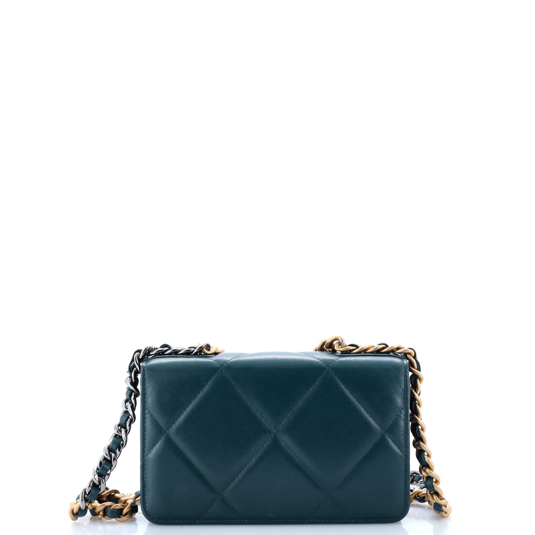 19 Wallet on Chain Quilted Goatskin