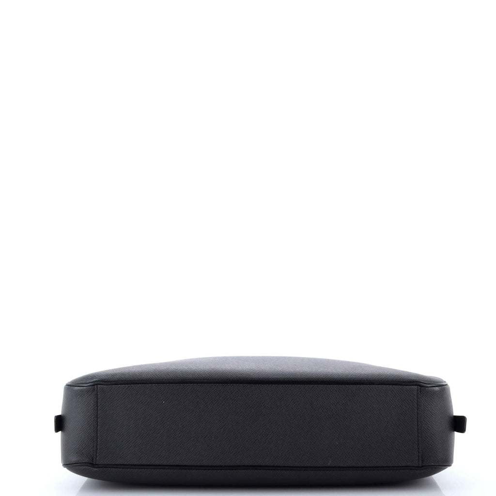 Neo Igor Briefcase Taiga Leather