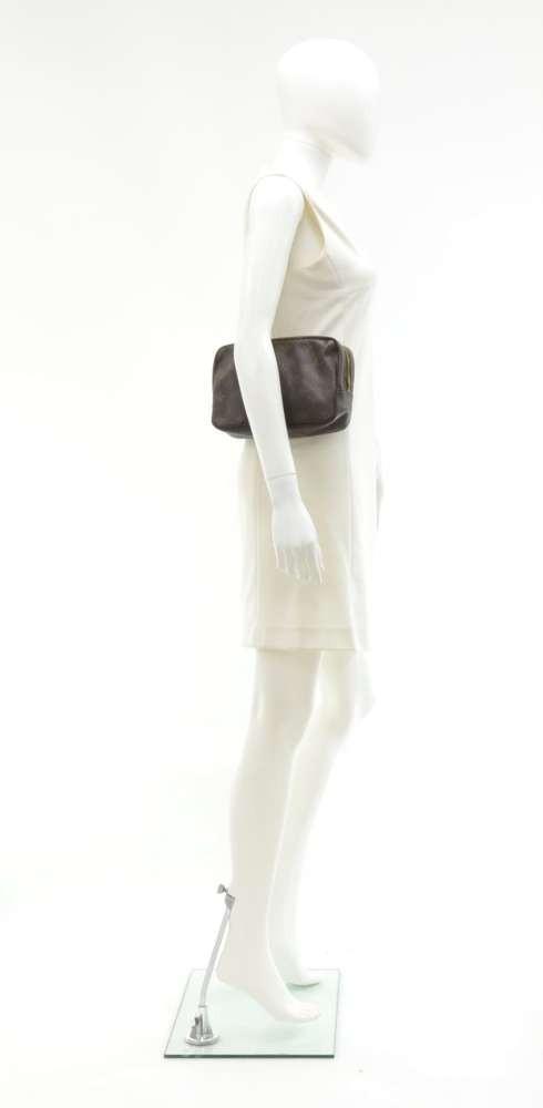 Louis Vuitto Trousse Toilette 23 Monogram Canvas Clutch Bag