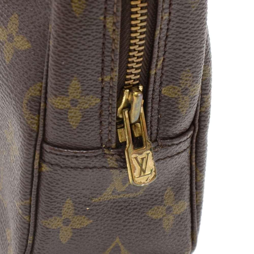 Louis Vuitto Trousse Toilette 23 Monogram Canvas Clutch Bag