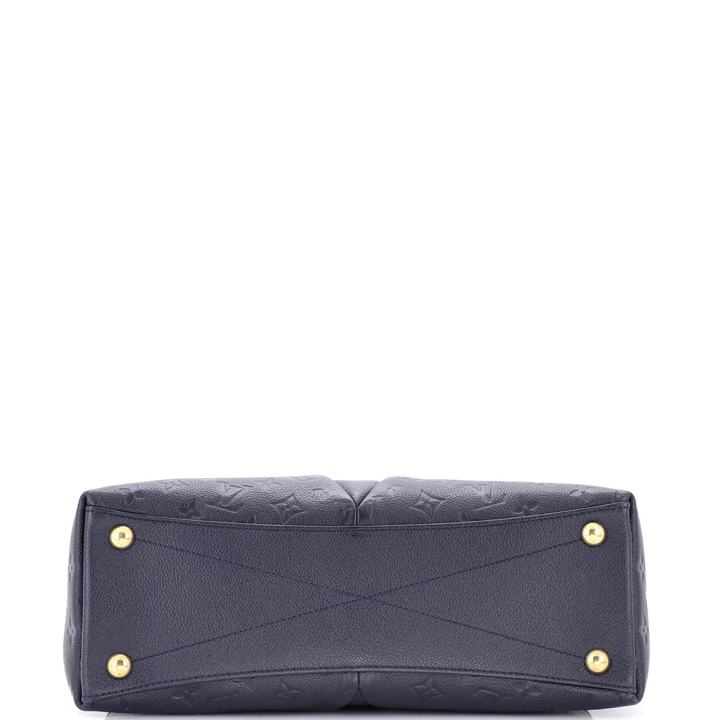 V Tote Monogram Empreinte Leather MM