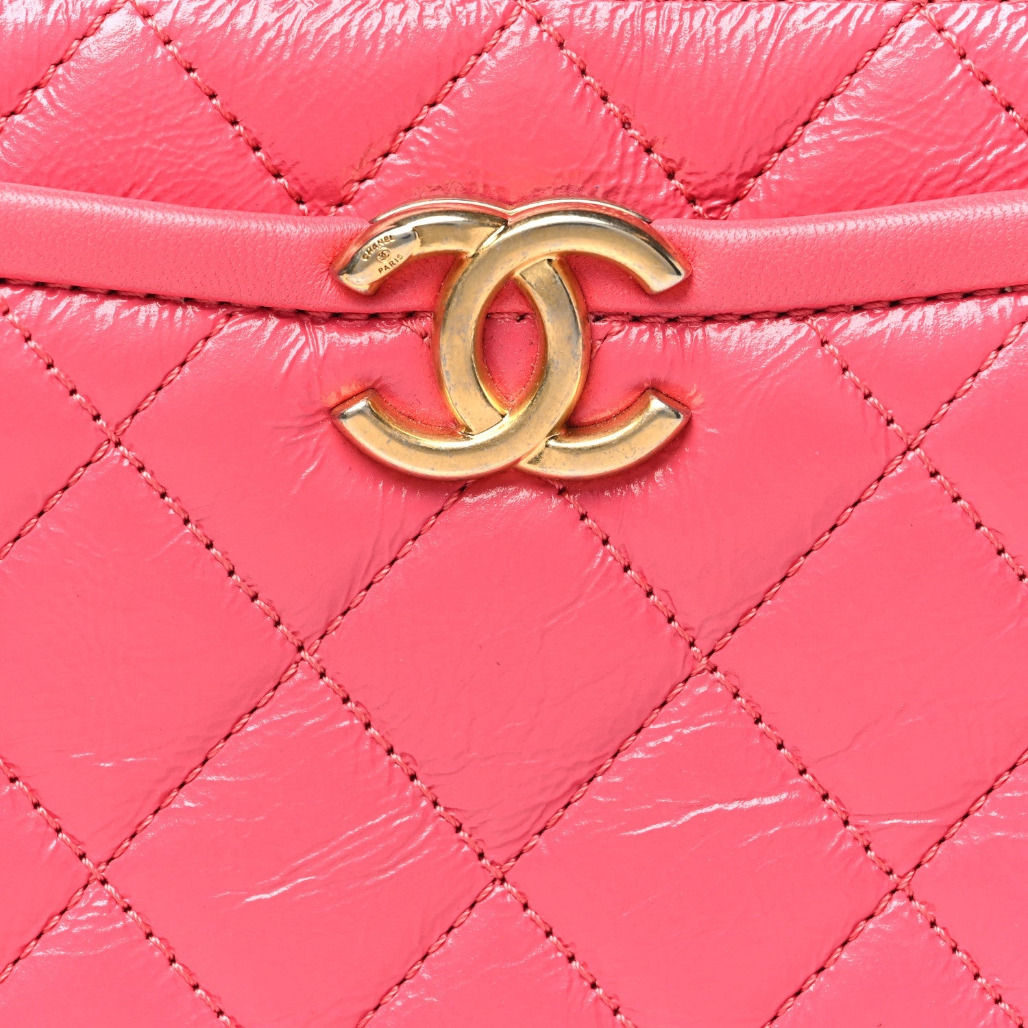 Crumpled Calfskin Quilted Mini Get Round Top Handle Vanity Case Pink