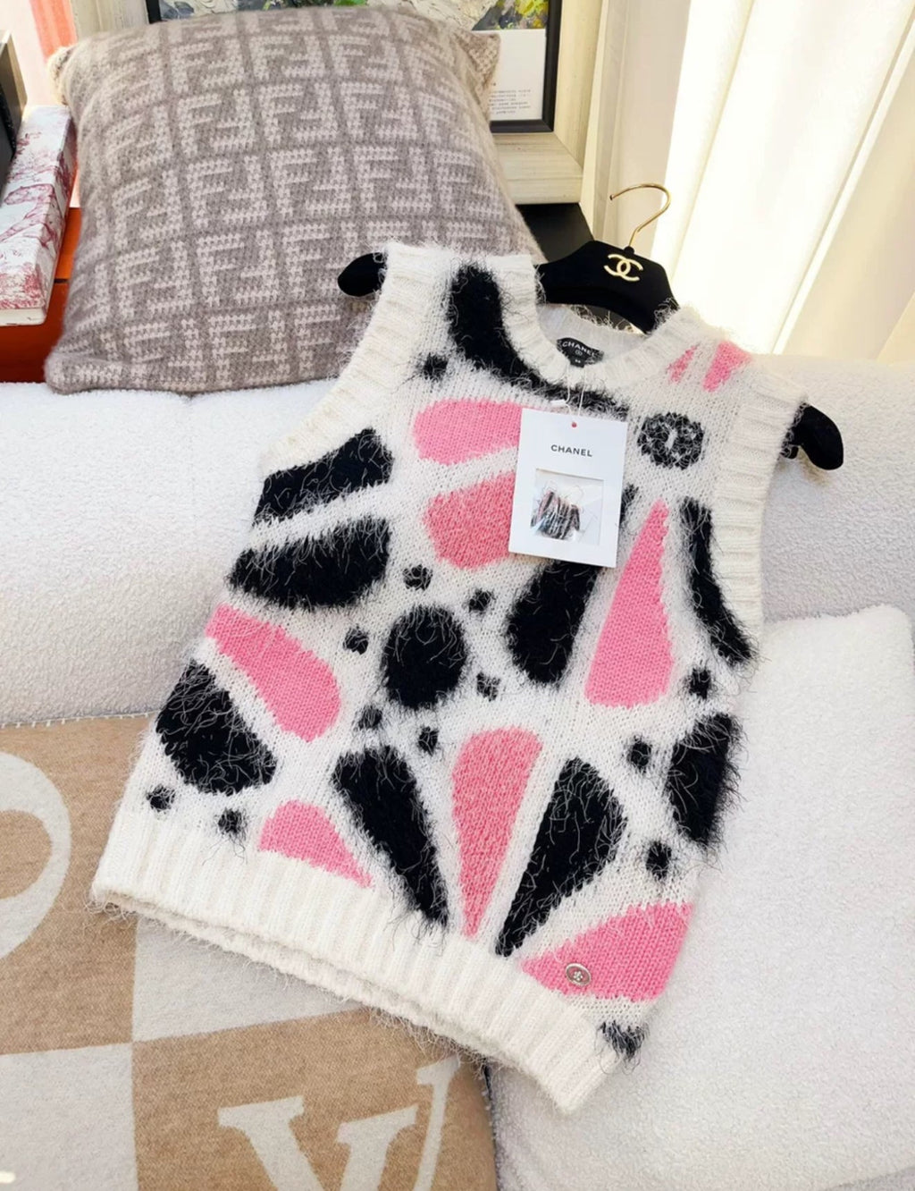 Chanel 23k Ecru, Pink & Black knitted top