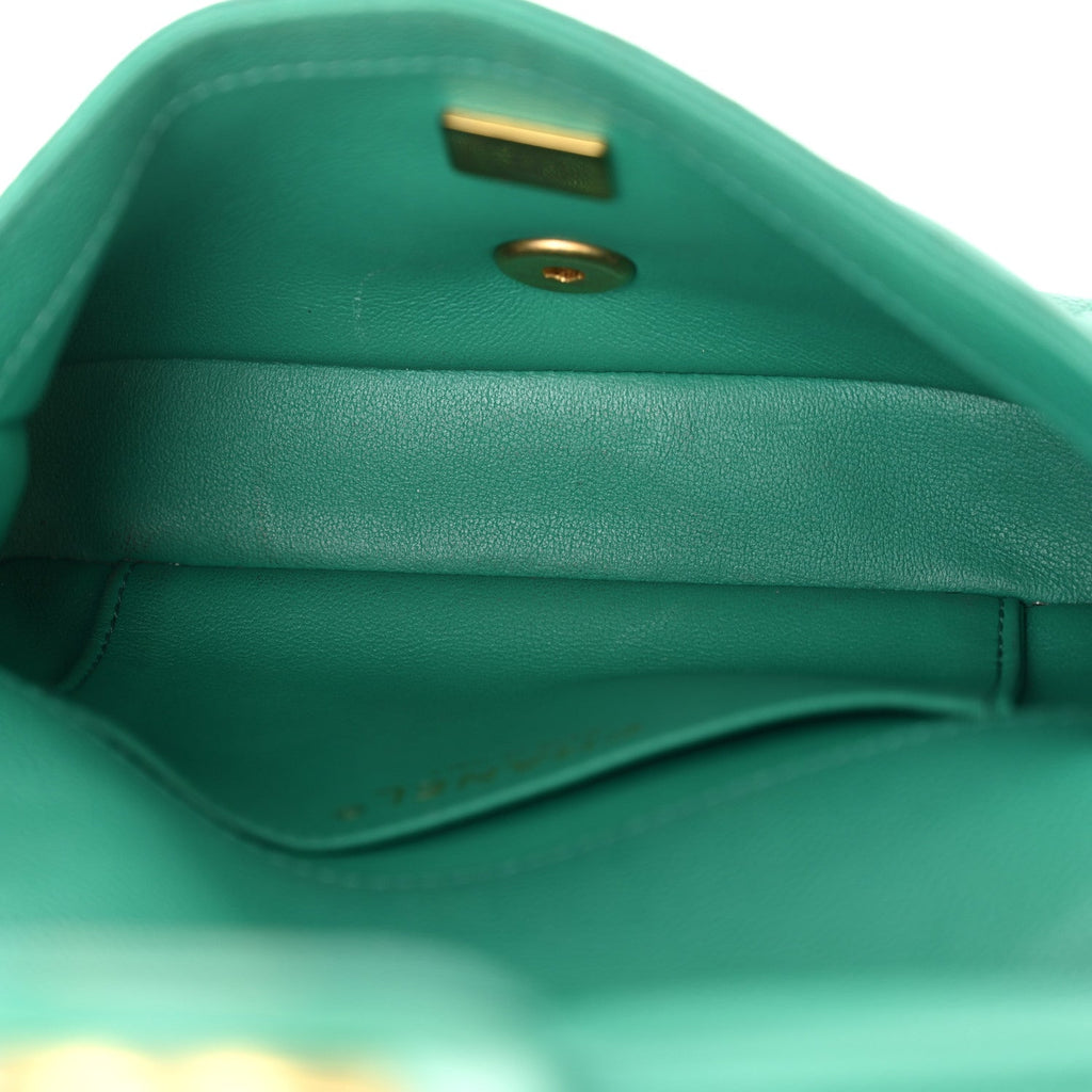 Caviar Quilted Mini Sweetheart Flap Green