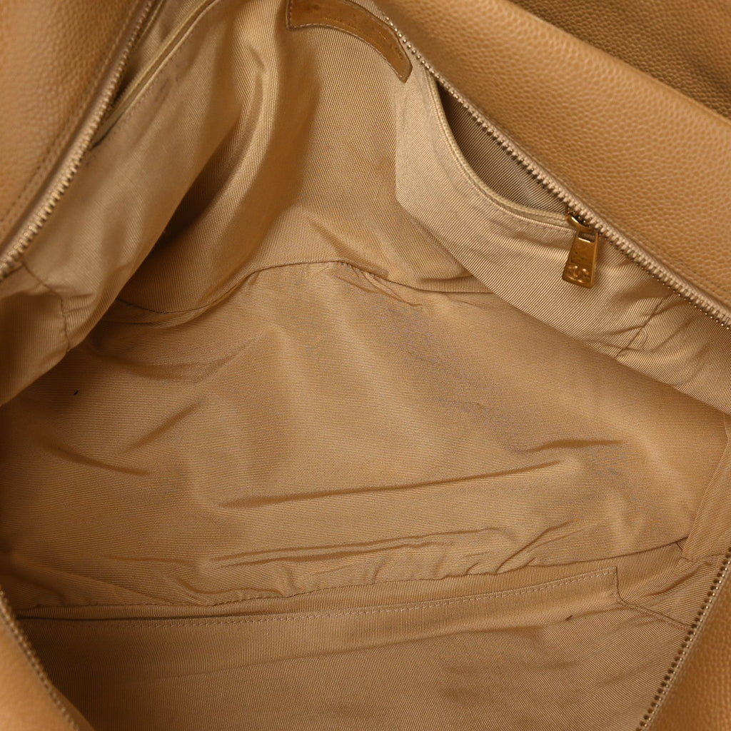 Caviar Quilted Timeless CC Shopping Tote Beige
