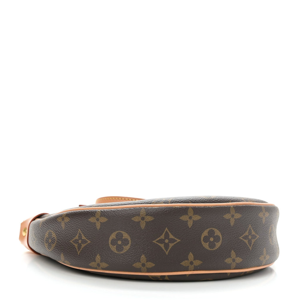 Monogram Loop