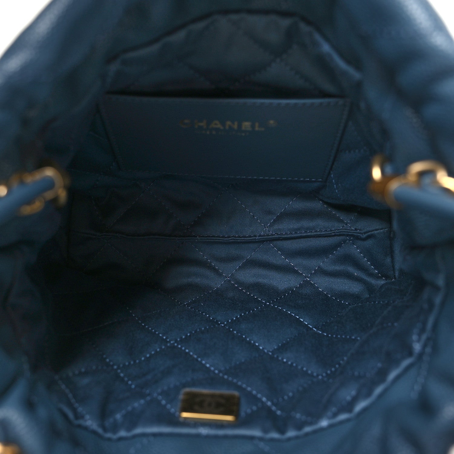 Shiny Caviar Quilted Monochrome Mini Chanel 22 Blue