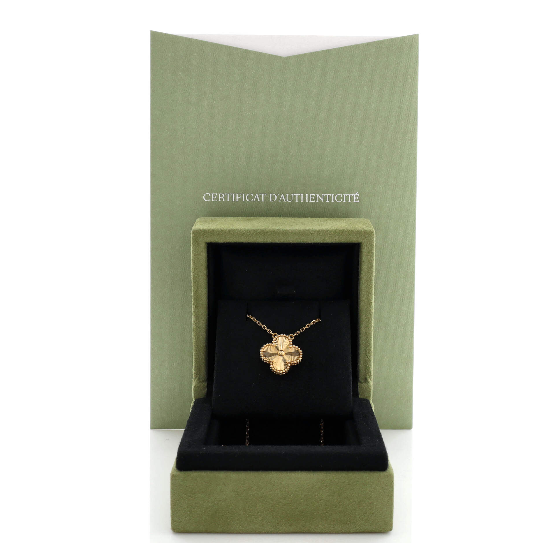 Vintage Alhambra Pendant Necklace Guilloche 18K Yellow Gold