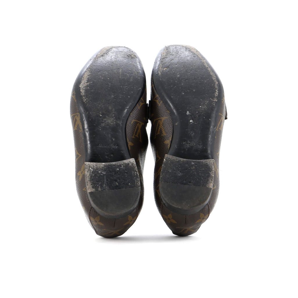 Women's Upper Case Flat Loafers Monogram Canvas