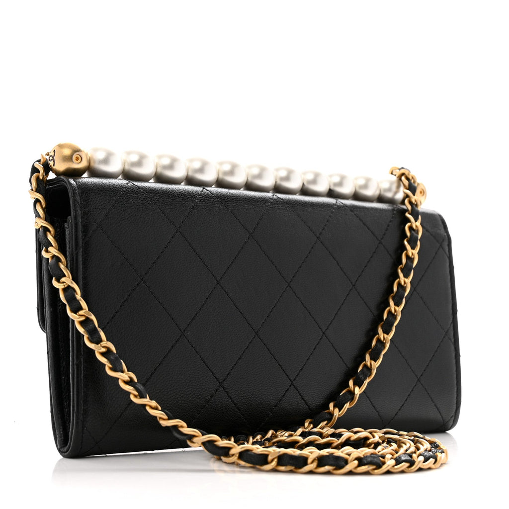 Goatskin Quilted Chic Pearls Clutch With Chain Black