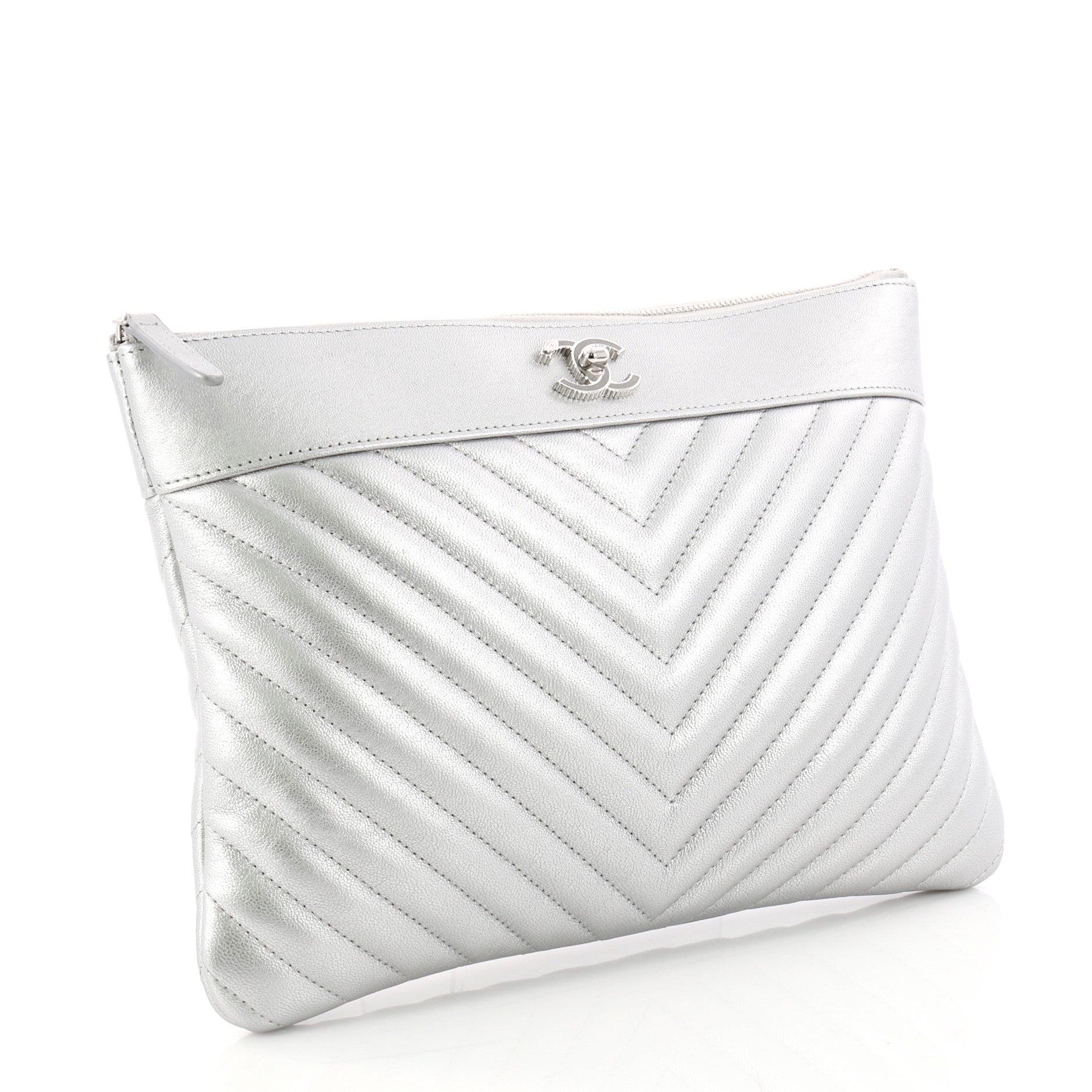 O Case Clutch Chevron Lambskin Medium