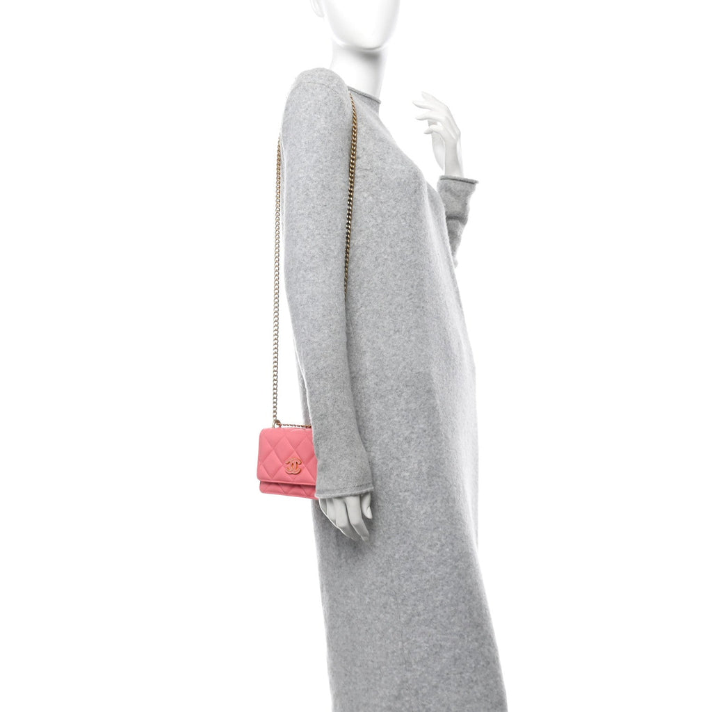 Lambskin Enamel Quilted Pending CC Clutch With Chain Pink