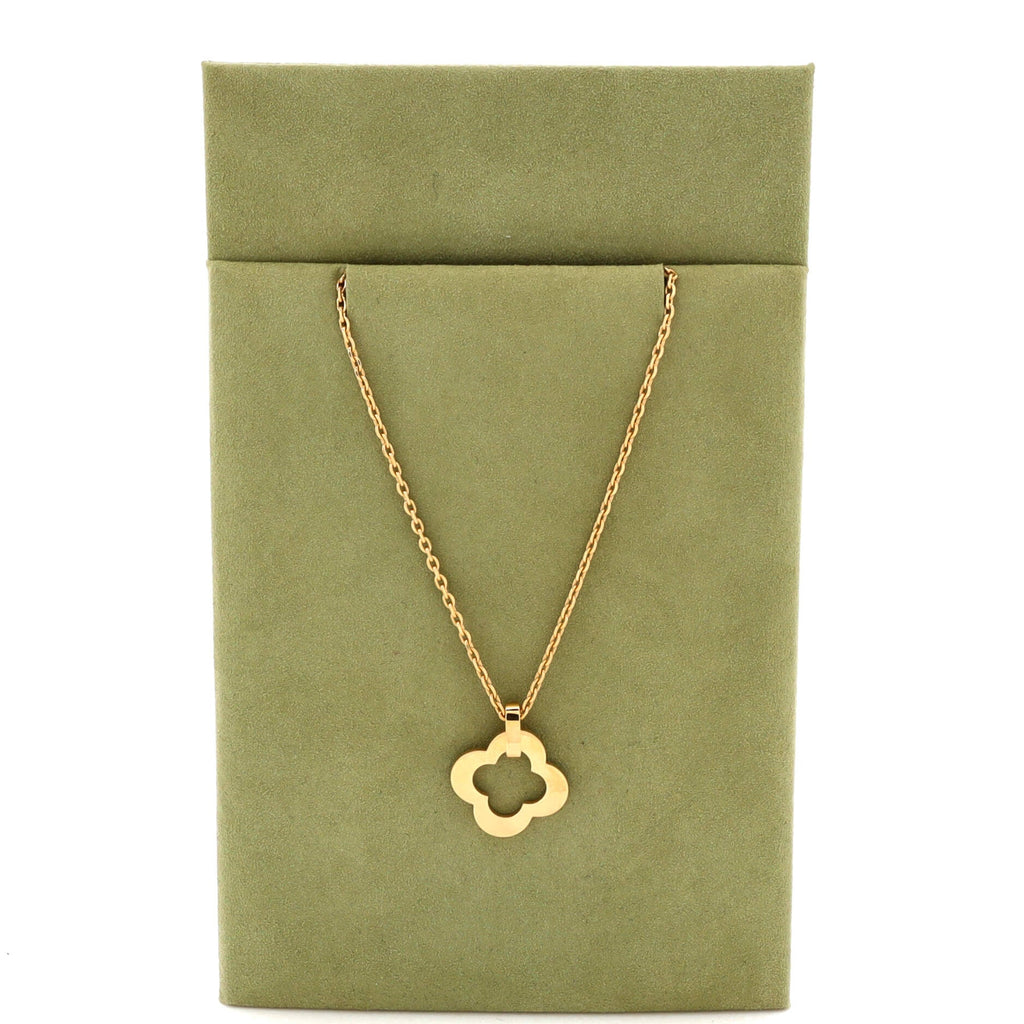 Byzantine Alhambra Pendant Necklace 18K Yellow Gold