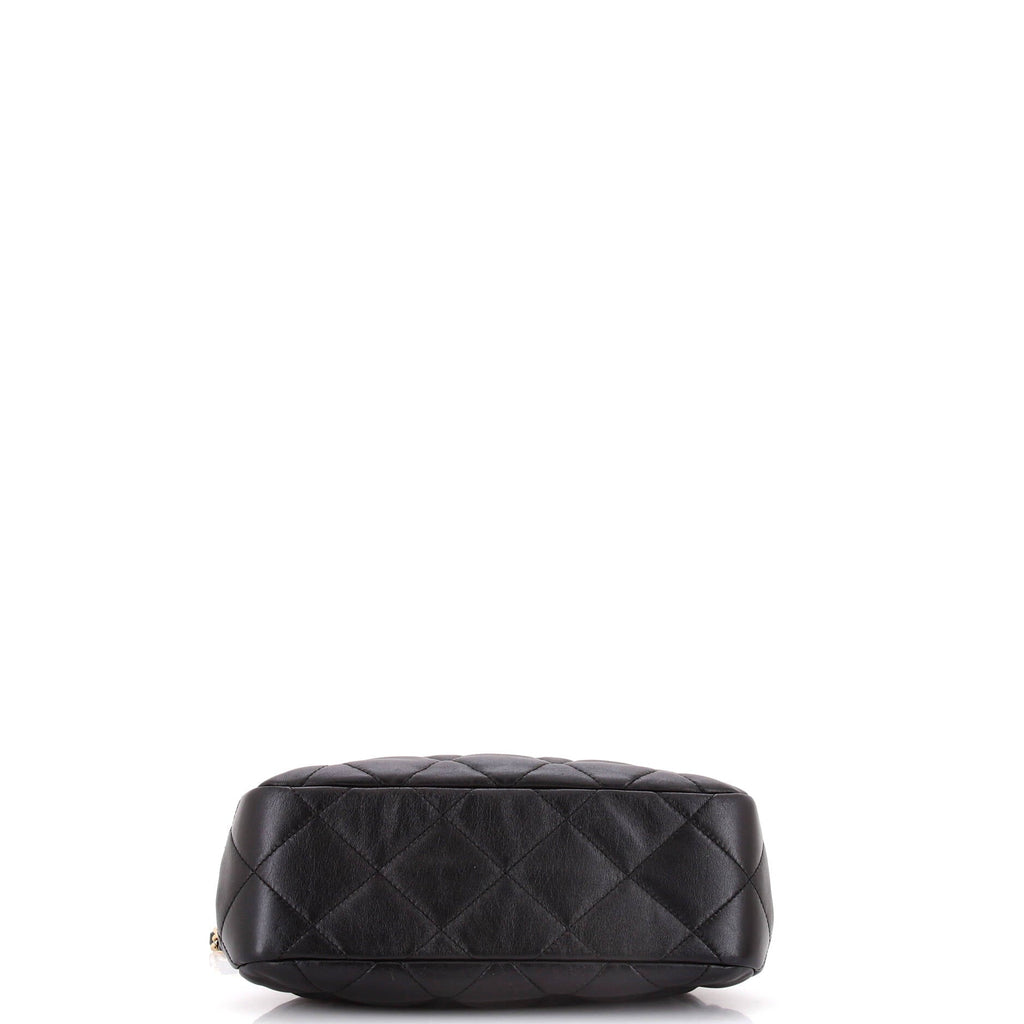 Kiss Lock Frame Shoulder Bag Quilt Lambskin Small