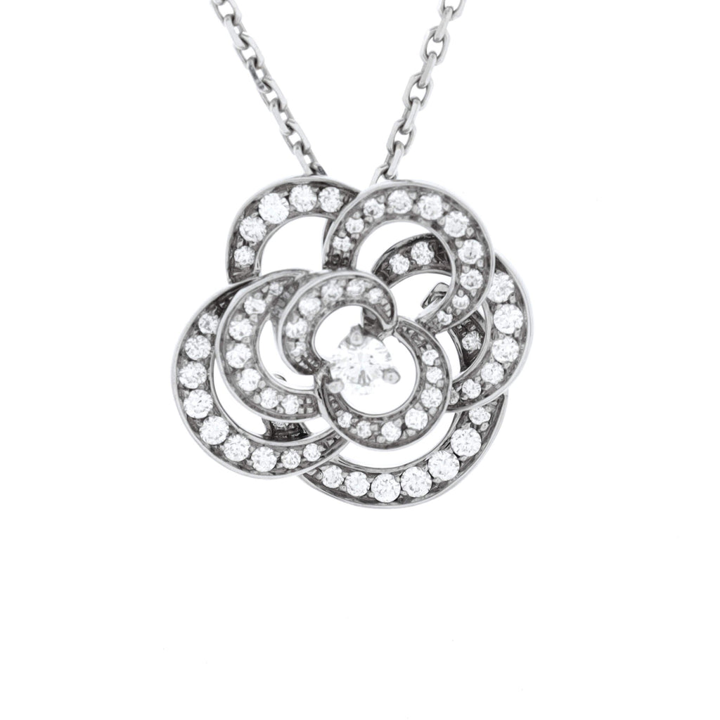 Fil de Camelia Flower Pendant Necklace 18K White Gold and Diamonds Large