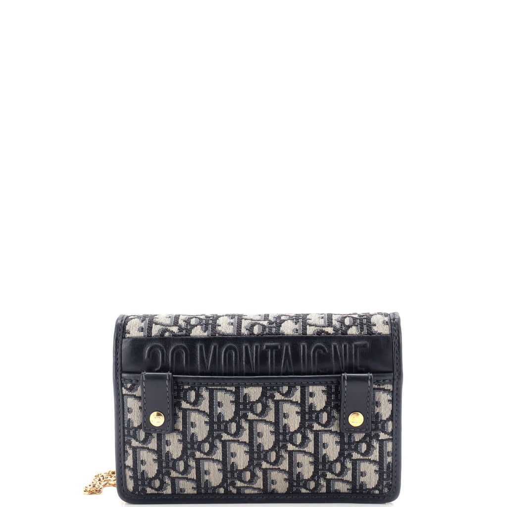 30 Montaigne 2-in-1 Pouch Oblique Canvas
