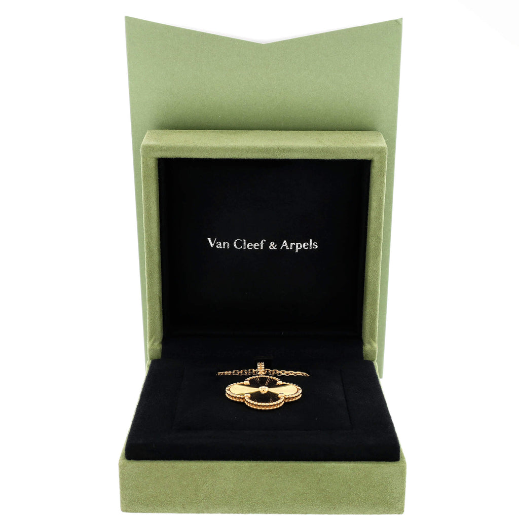 Magic Alhambra Pendant Necklace Guilloche 18K Yellow Gold