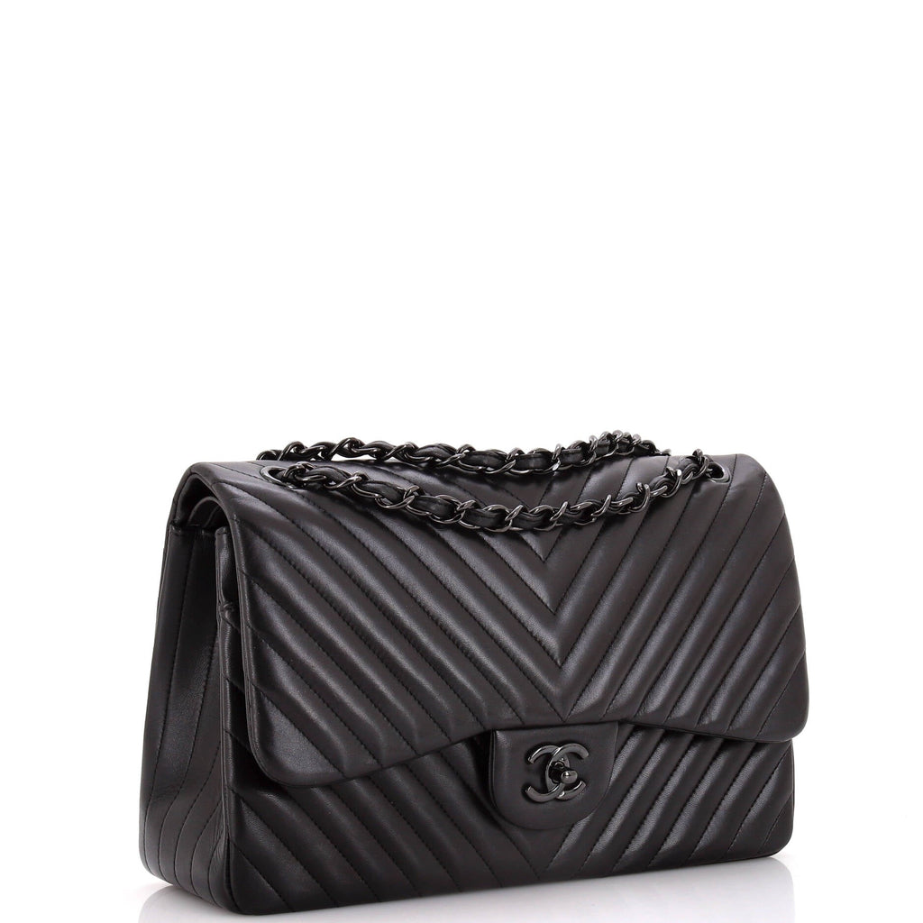 So Black Classic Double Flap Bag Chevron Lambskin Jumbo