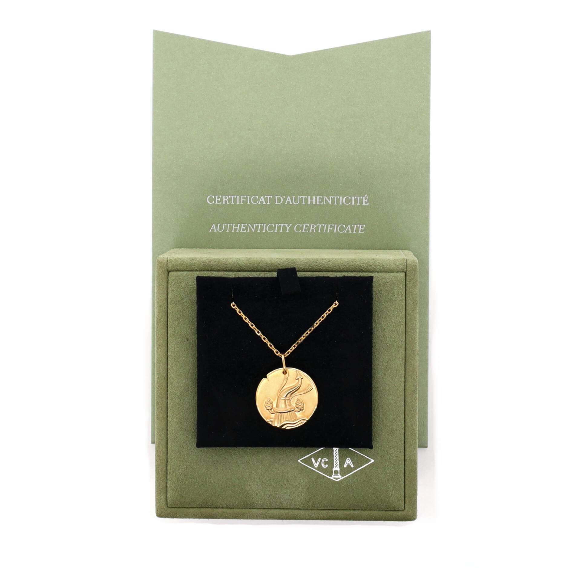Zodiac Pendant Necklace 18K Yellow Gold