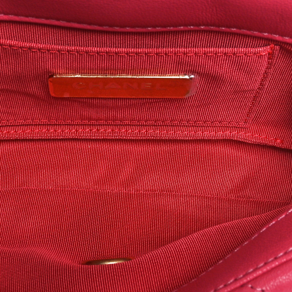Lambskin Quilted Chanel 19 Waist Bag Pink