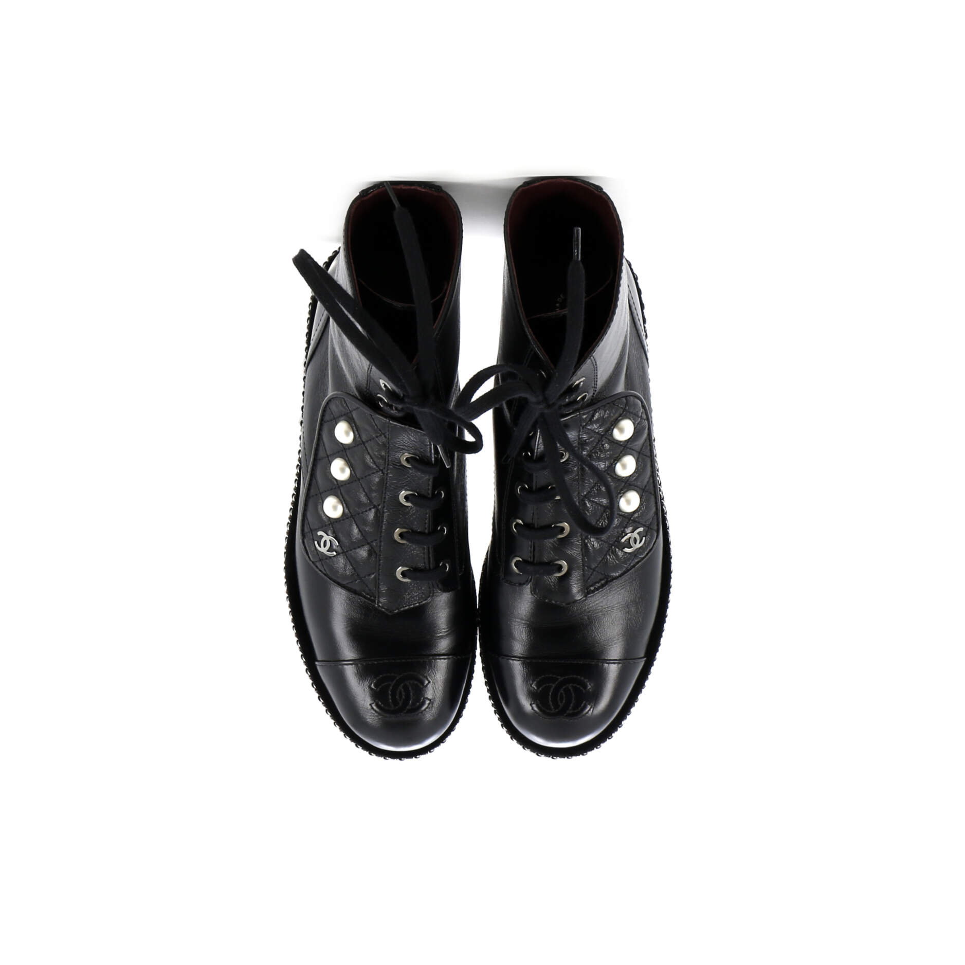 Women's Cap Toe CC Chain Around Pearl Combat Boots Leather