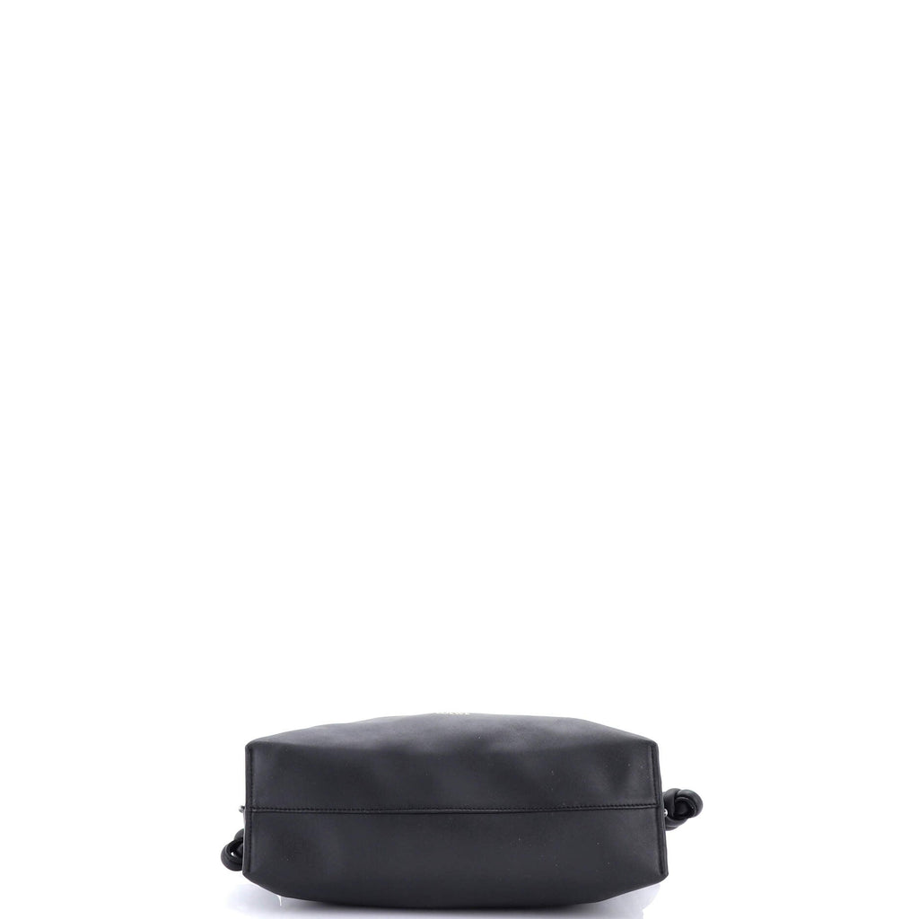 Flamenco Knot Clutch Leather Medium