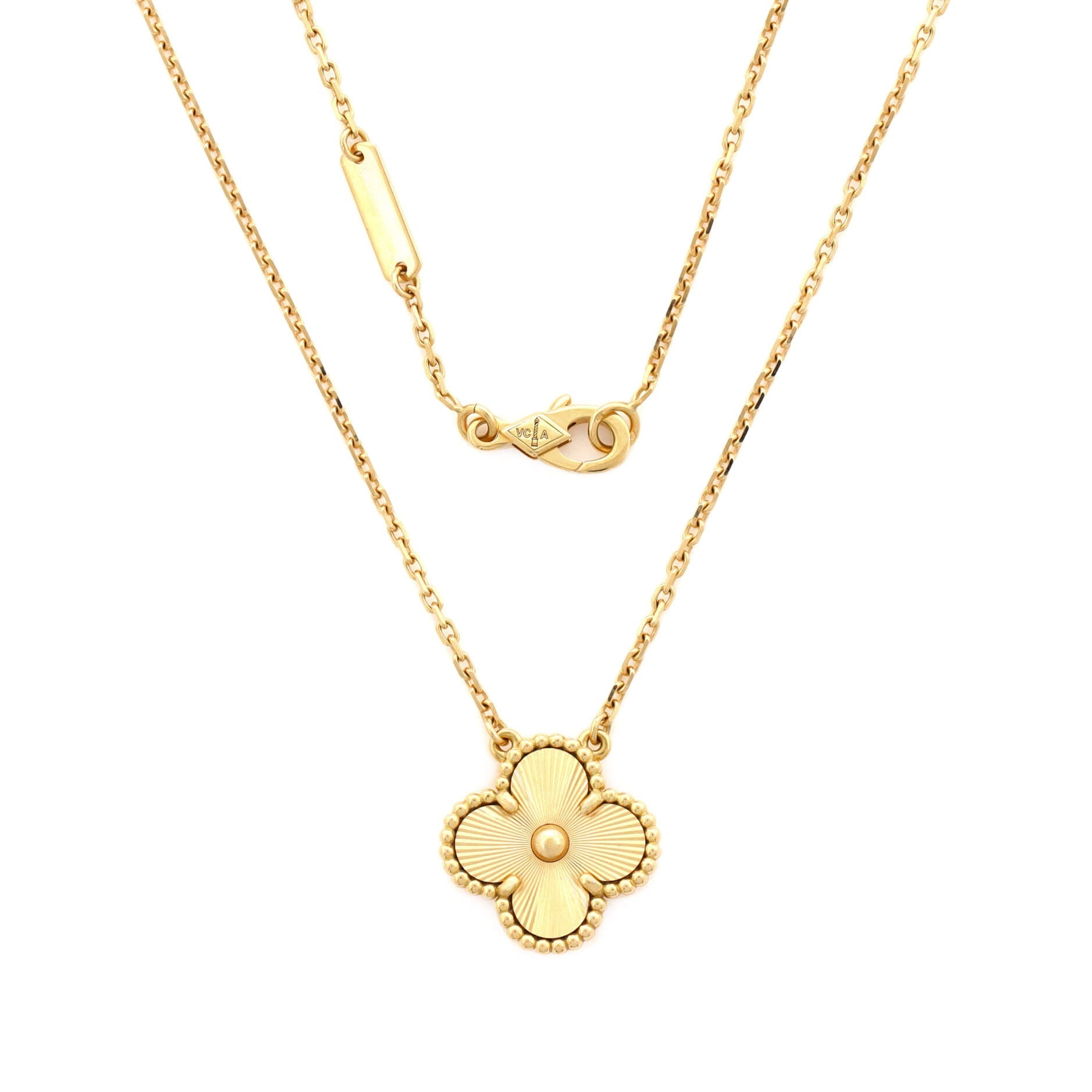 Vintage Alhambra Pendant Necklace Guilloche 18K Yellow Gold