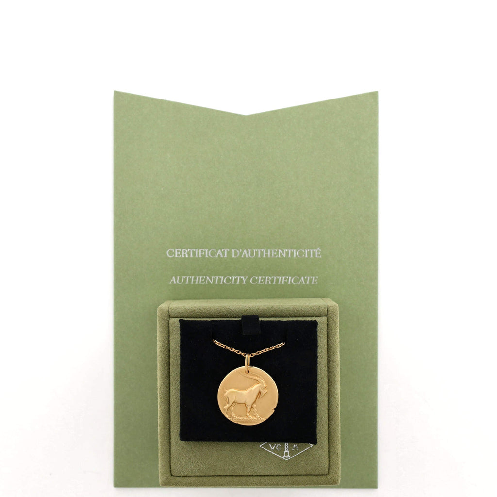 Zodiac Pendant Necklace 18K Yellow Gold