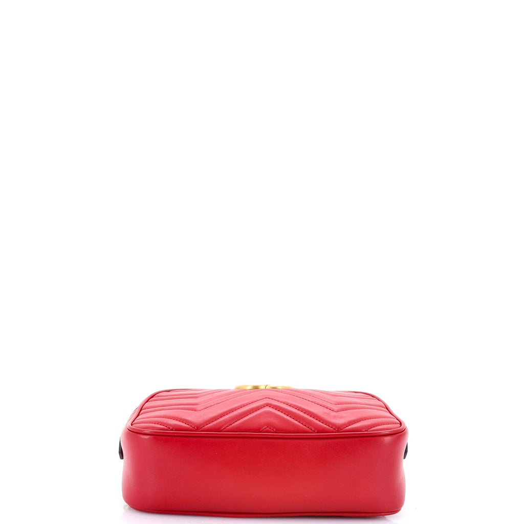 GG Marmont Shoulder Bag Matelasse Leather Small