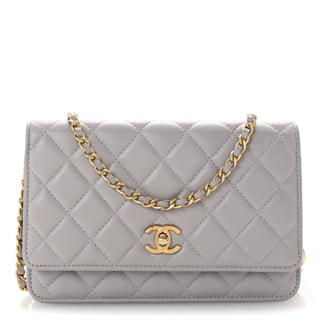 Lambskin Quilted CC Pearl Crush Wallet on Chain WOC Grey