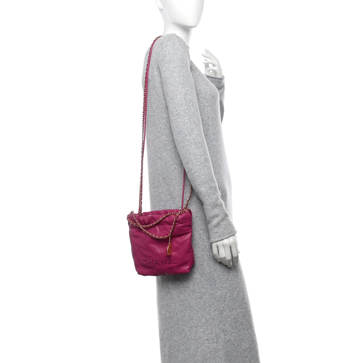 Shiny Caviar Quilted Monochrome Mini Chanel 22 Fuchsia