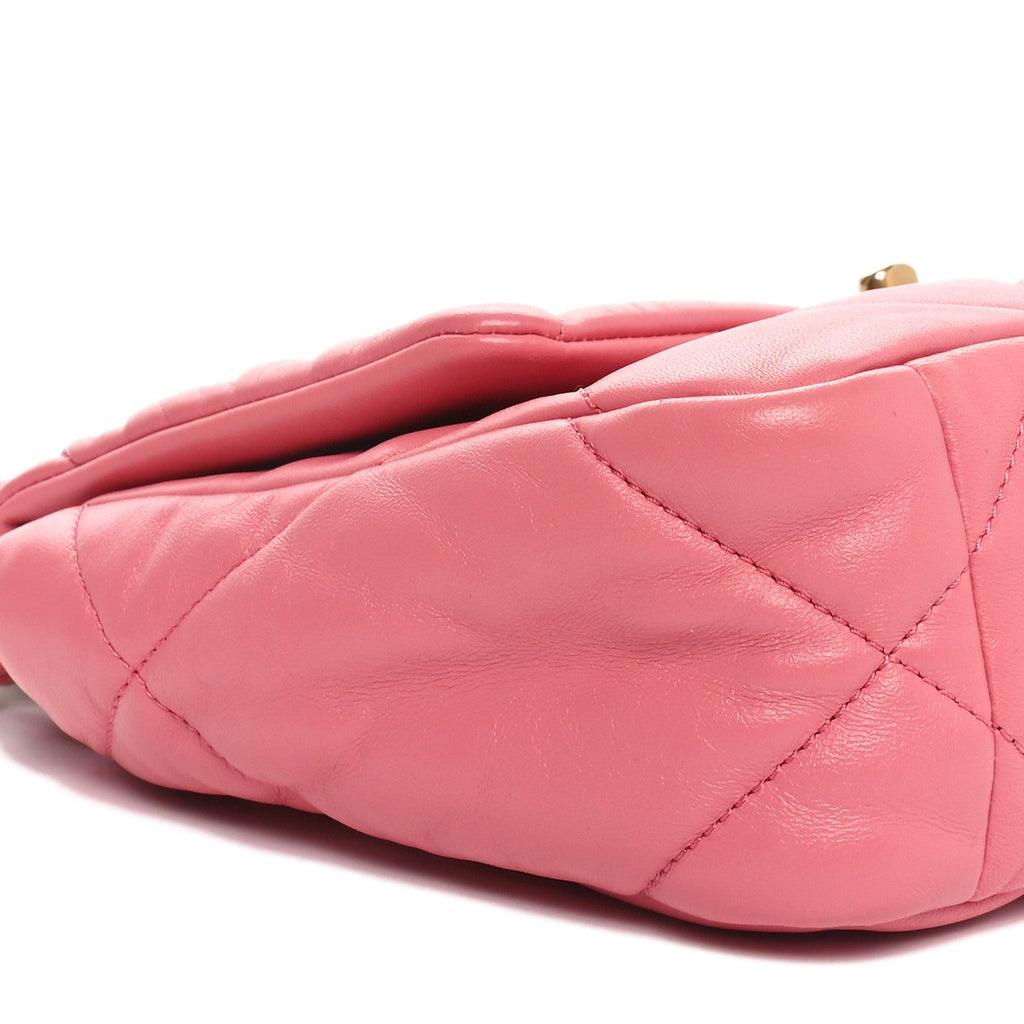 Lambskin Quilted Medium Chanel 19 Flap Pink