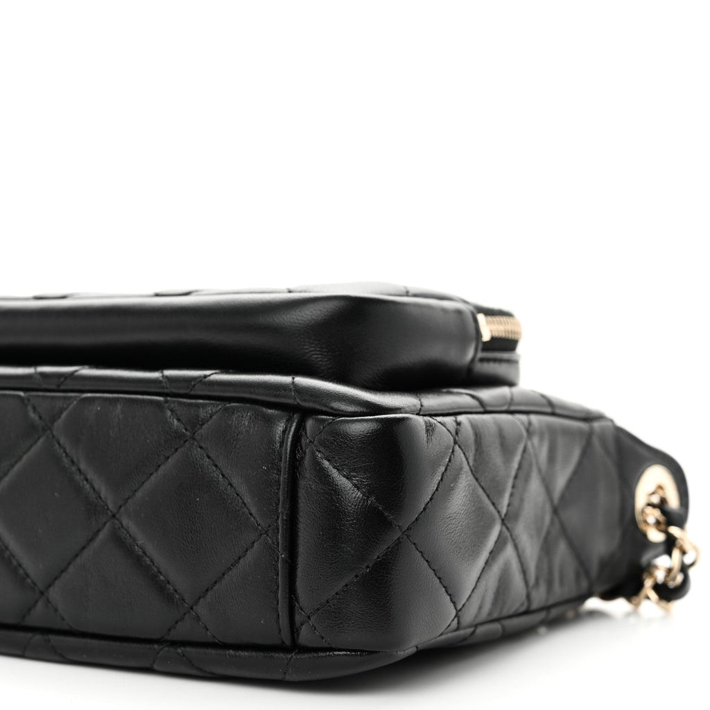 Shiny Crumpled Lambskin Quilted Mini Preppy Pocket Clutch With Chain Black