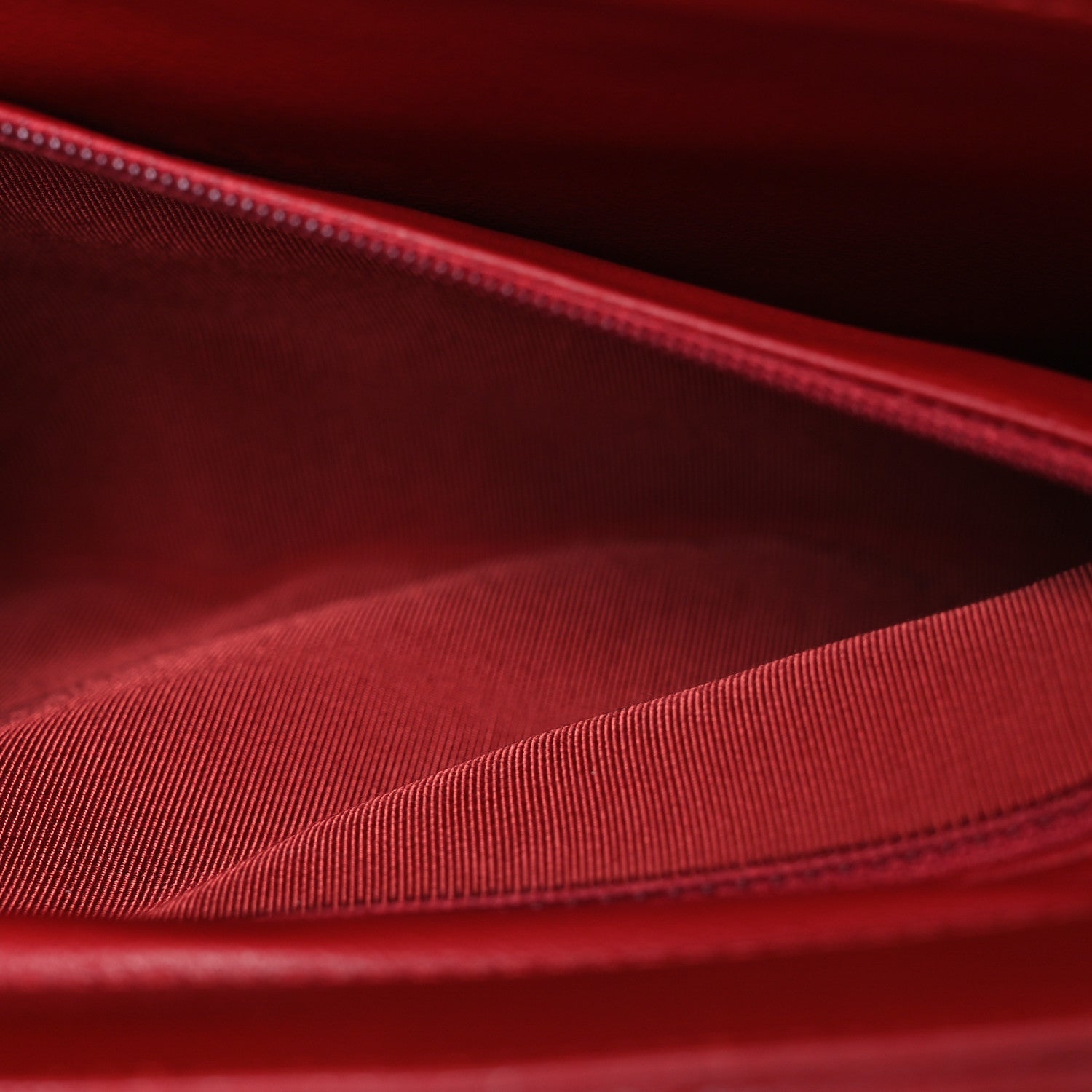 Caviar Chevron Quilted Framed Clutch Red